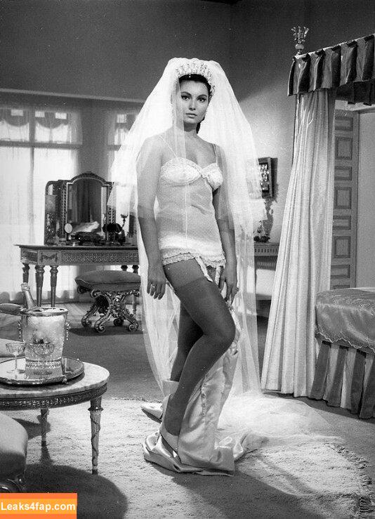 Vintage Starlets /  leaked photo photo #1744