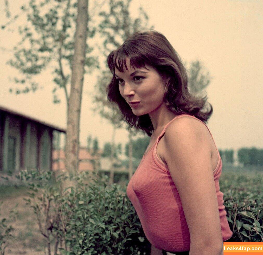 Vintage Starlets /  leaked photo photo #1828