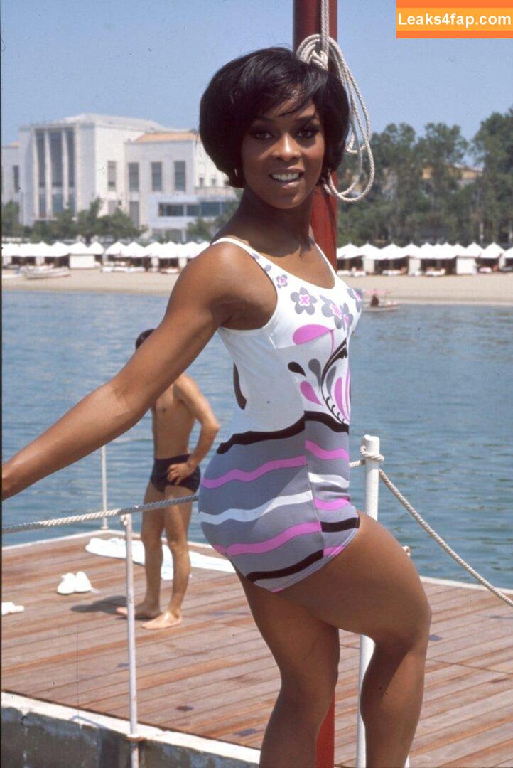 Vintage Starlets /  leaked photo photo #1866