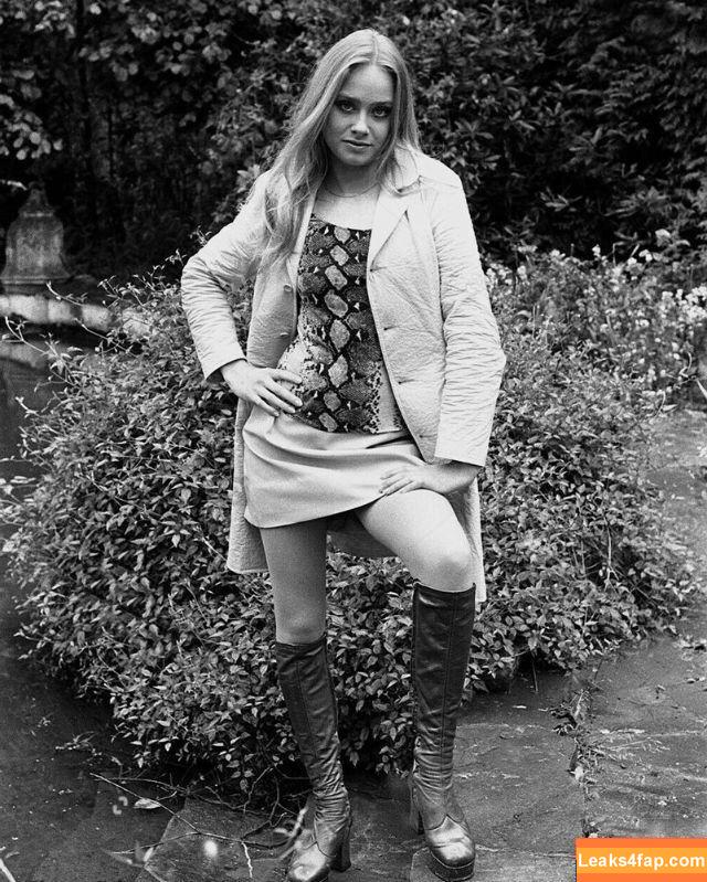 Vintage Starlets /  leaked photo photo #1929