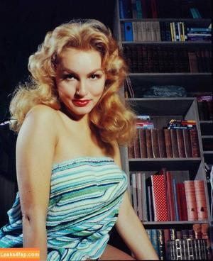 Vintage Starlets photo #1105