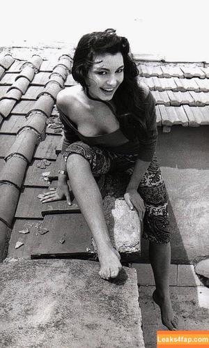 Vintage Starlets photo #1741