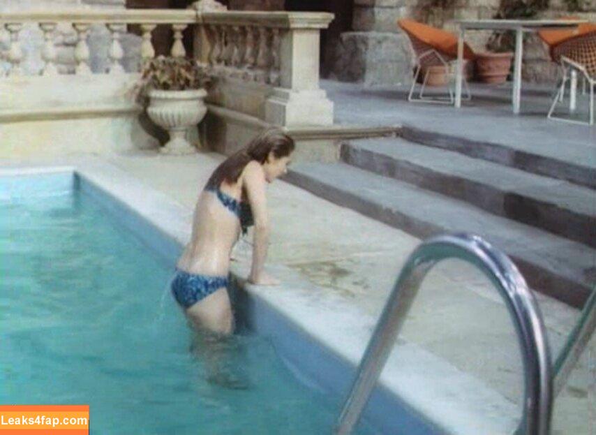 Vintage Starlets /  leaked photo photo #2036