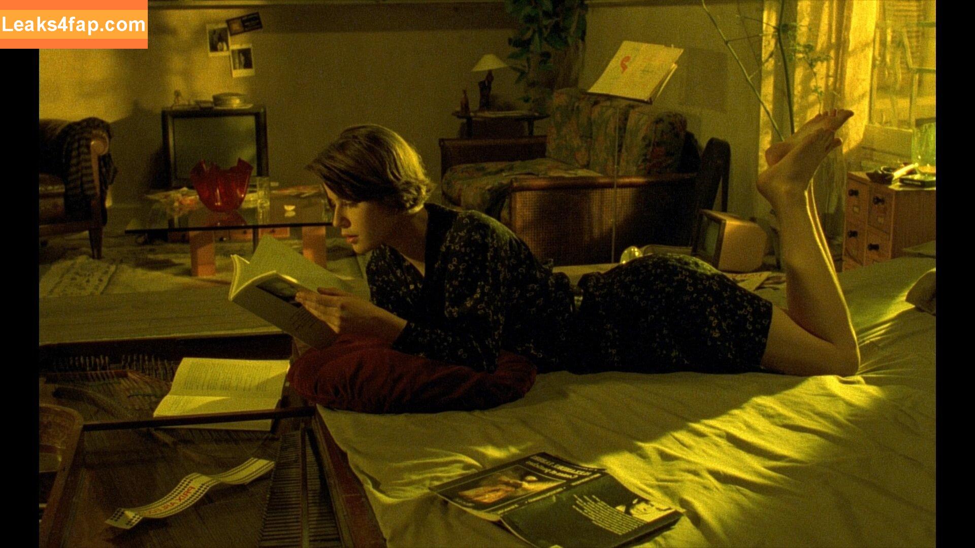 Vintage Starlets /  leaked photo photo #2075