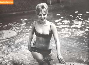 Vintage Starlets photo #2693