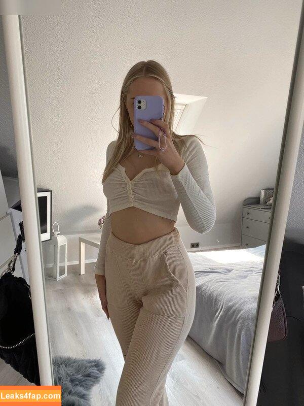 Vinted/eBay /  leaked photo photo #0018