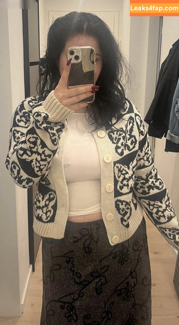 Vinted/eBay /  leaked photo photo #0100