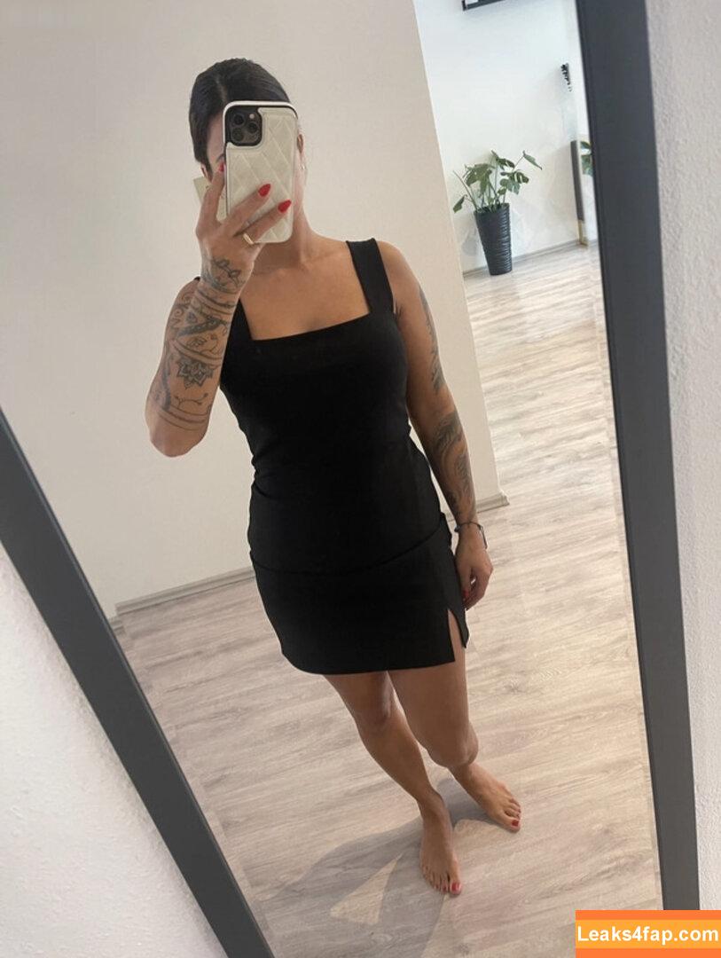 Vinted/eBay /  leaked photo photo #0338