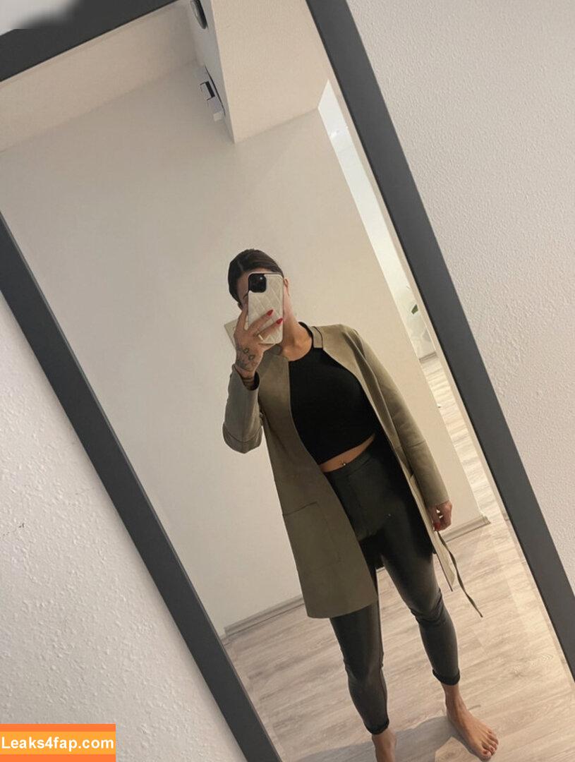Vinted/eBay /  leaked photo photo #0340