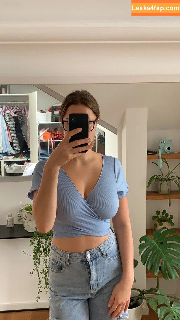 Vinted/eBay /  leaked photo photo #0389