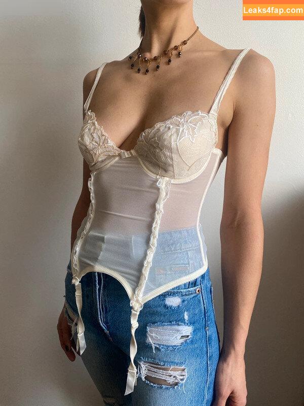 Vinted/eBay /  leaked photo photo #0582