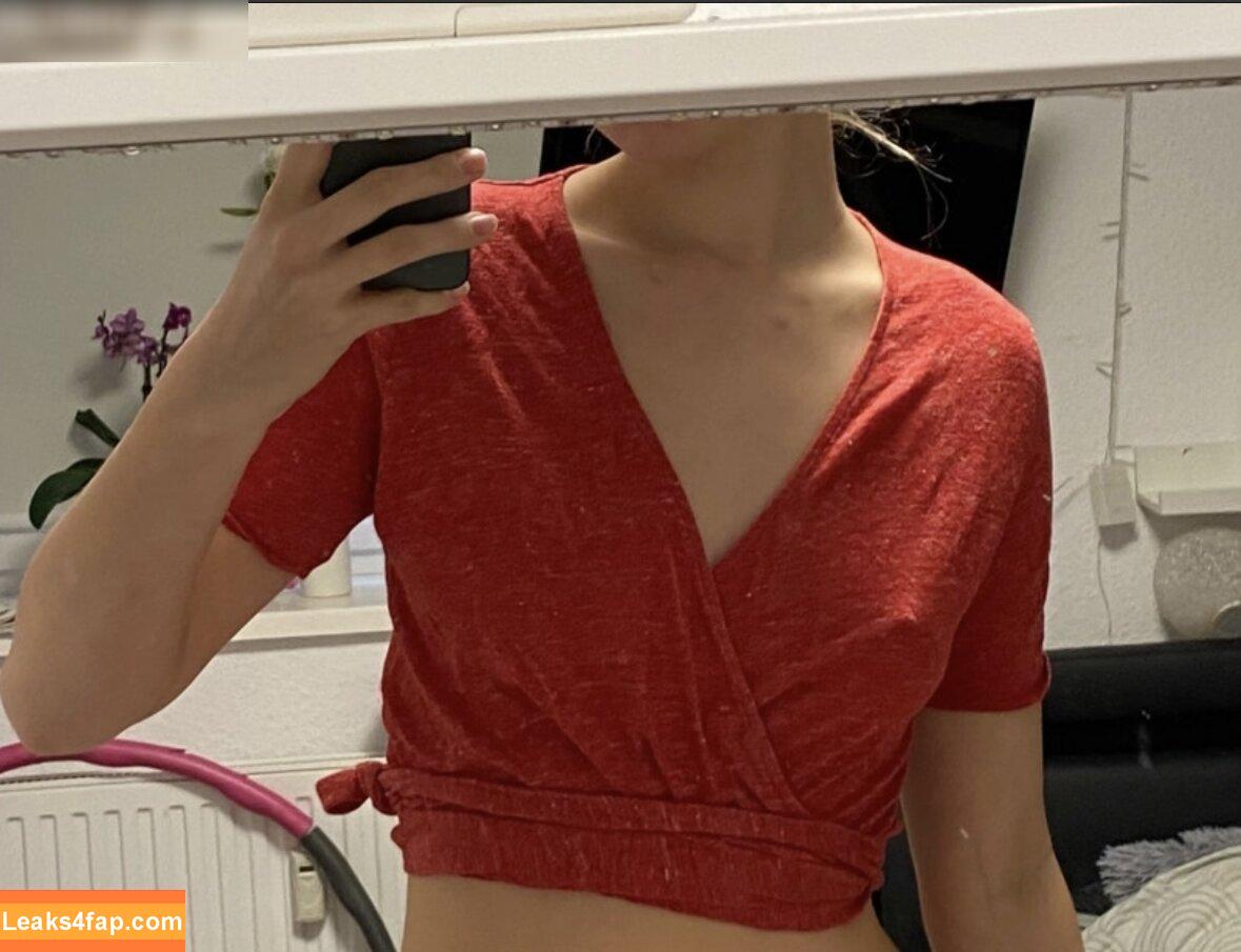 Vinted/eBay /  leaked photo photo #0800