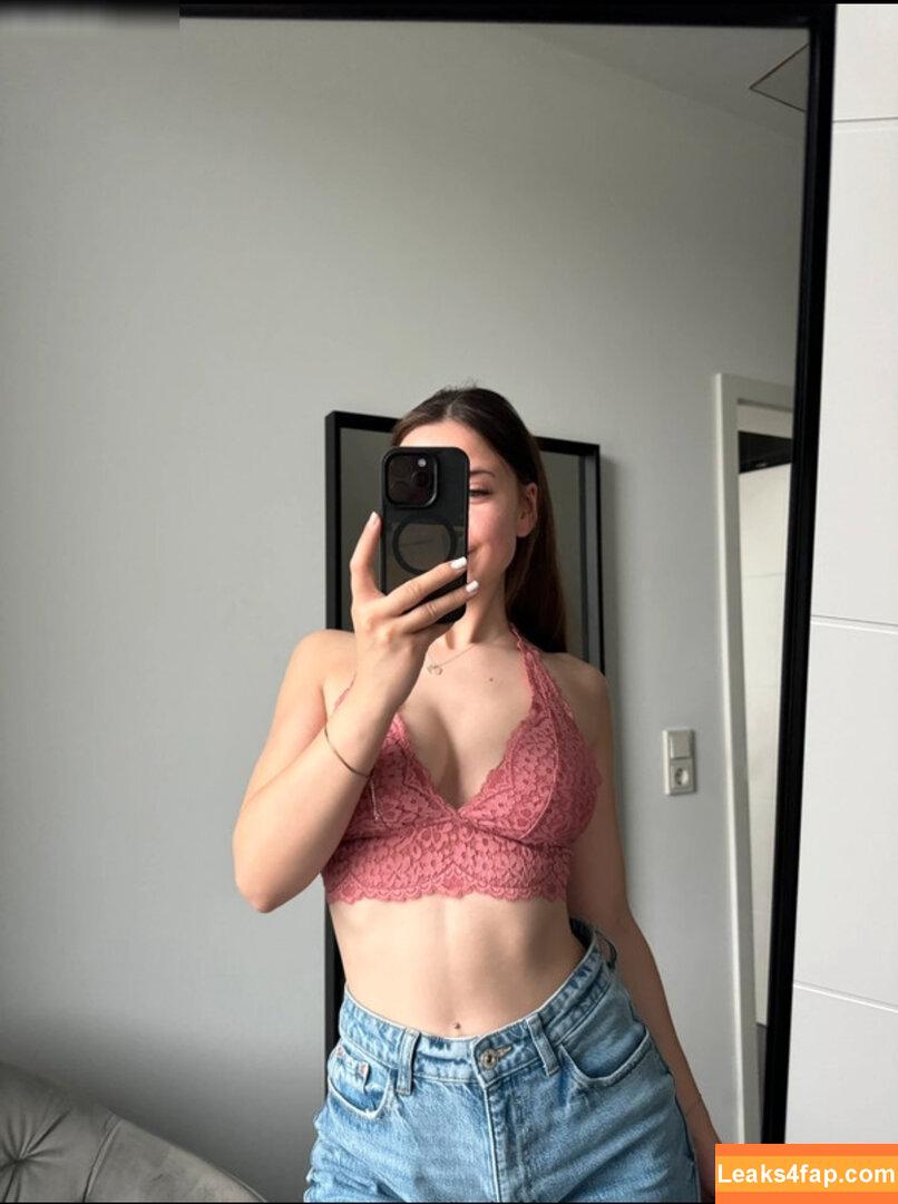 Vinted/eBay /  leaked photo photo #0868