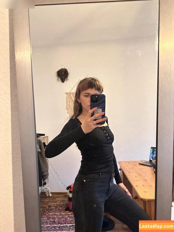 Vinted/eBay /  leaked photo photo #1977