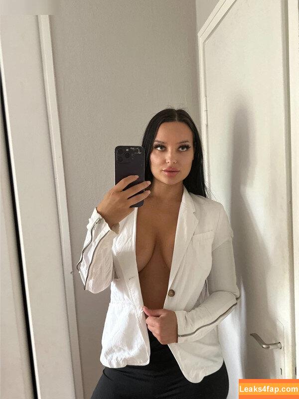Vinted/eBay /  leaked photo photo #2721