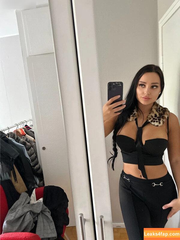 Vinted/eBay /  leaked photo photo #2725