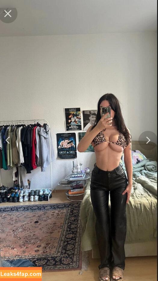 Vinted/eBay /  leaked photo photo #2839