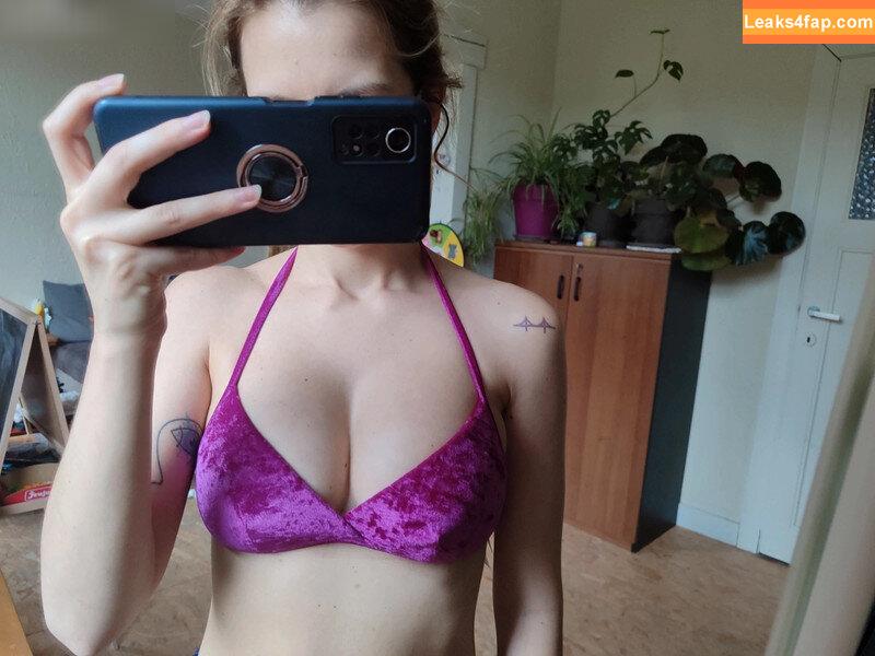 Vinted/eBay /  leaked photo photo #2949