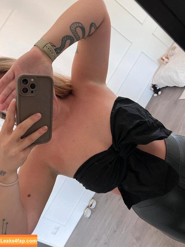 Vinted/eBay /  leaked photo photo #2984