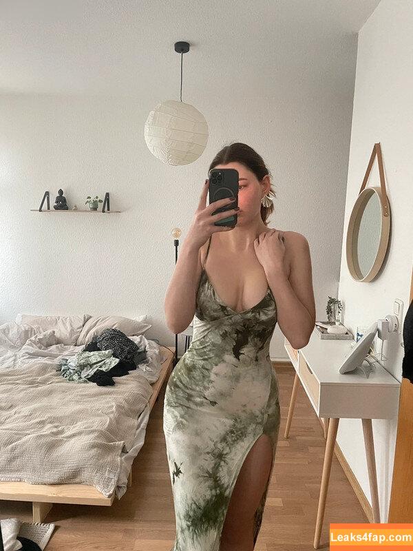 Vinted/eBay /  leaked photo photo #3103