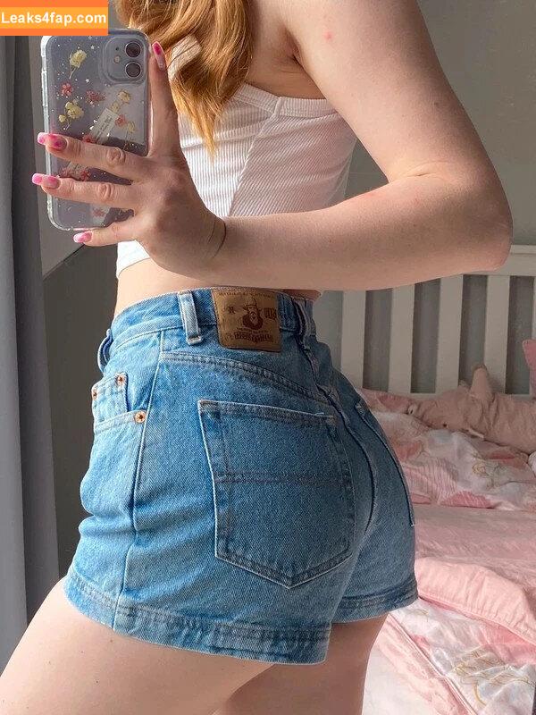 Vinted/eBay /  leaked photo photo #3479