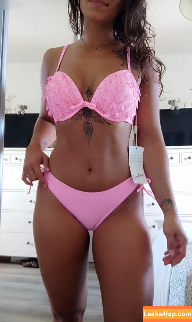 Vinted/eBay /  leaked photo photo #3973