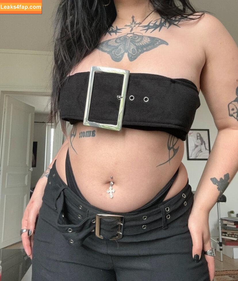 Vinted/eBay /  leaked photo photo #4009