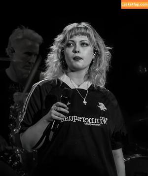 Violet Grohl photo #0029