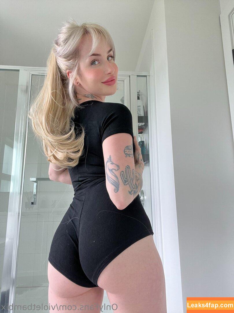 violetbambix / violetxbambi_ leaked photo photo #0016