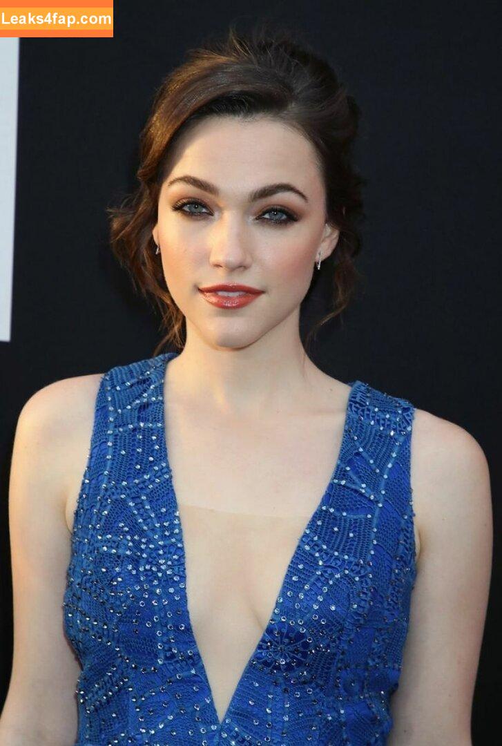 Violett Beane / https: / violettbeane слитое фото фото #0079