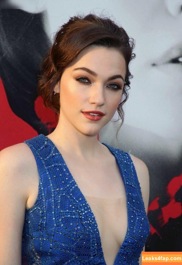 Violett Beane / https: / violettbeane слитое фото фото #0080