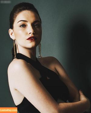 Violett Beane фото #0071