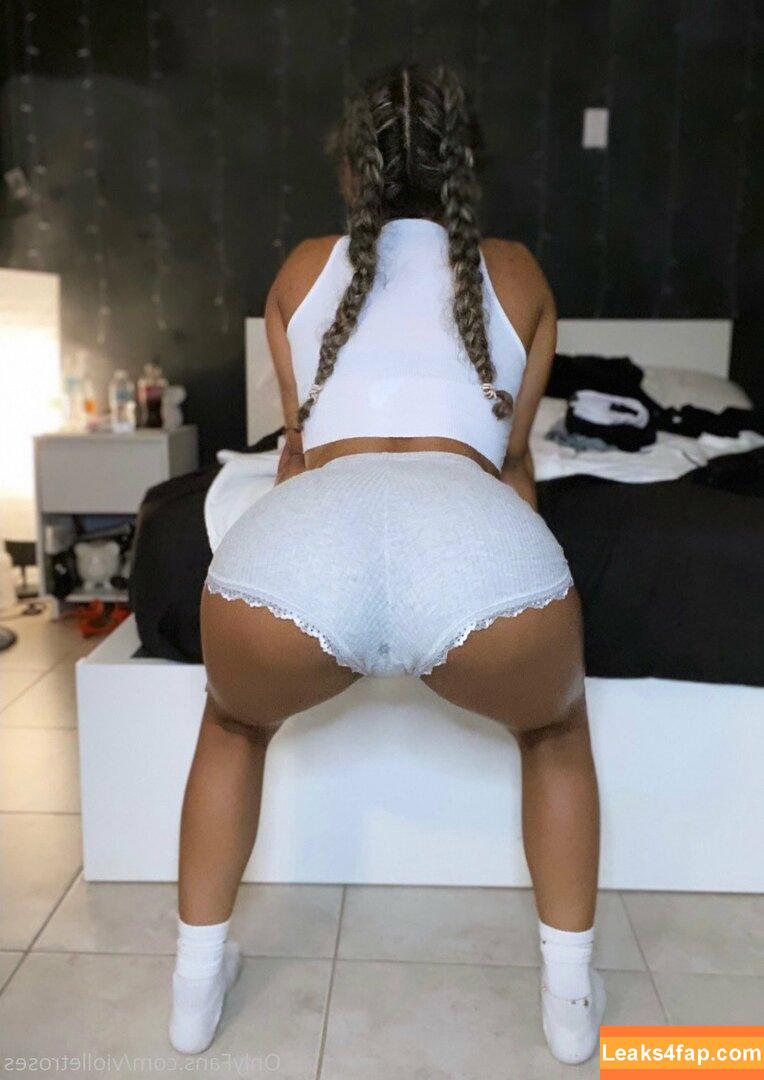 violletroses /  leaked photo photo #0017