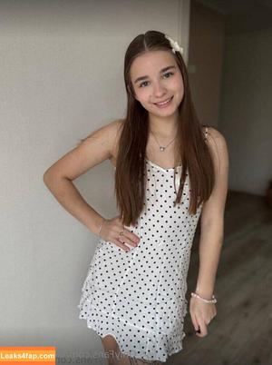 virgin_dasha photo #0010