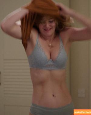 Virginia Gardner photo #0219