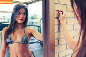 Virgula Girl photo #0071