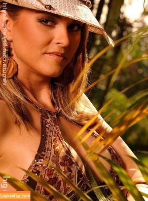 Virgula Girl photo #0473
