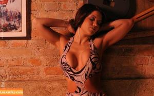 Virgula Girl photo #0740