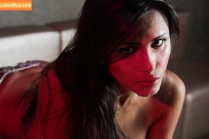 Virgula Girl photo #0827