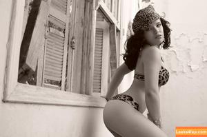 Virgula Girl photo #0849