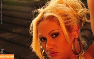 Virgula Girl photo #1218