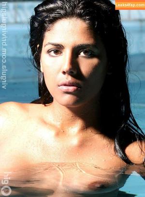 Virgula Girl photo #4074