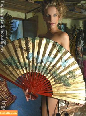 Virgula Girl photo #4654