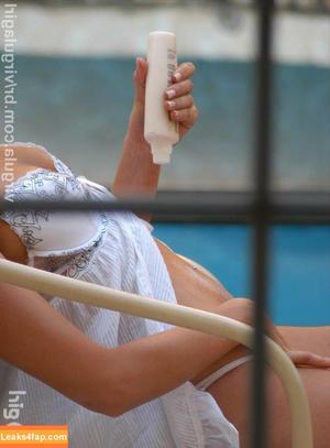 Virgula Girl photo #4688