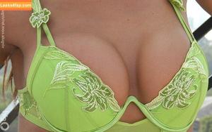 Virgula Girl photo #4841