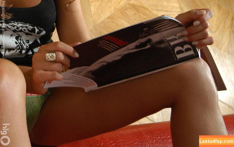 Virgula Girl /  слитое фото фото #5892