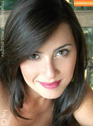 Virgula Girl photo #5476