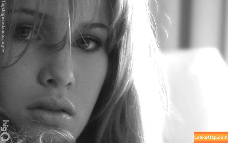 Virgula Girl /  слитое фото фото #6267