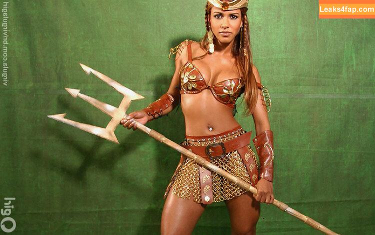 Virgula Girl /  слитое фото фото #6303