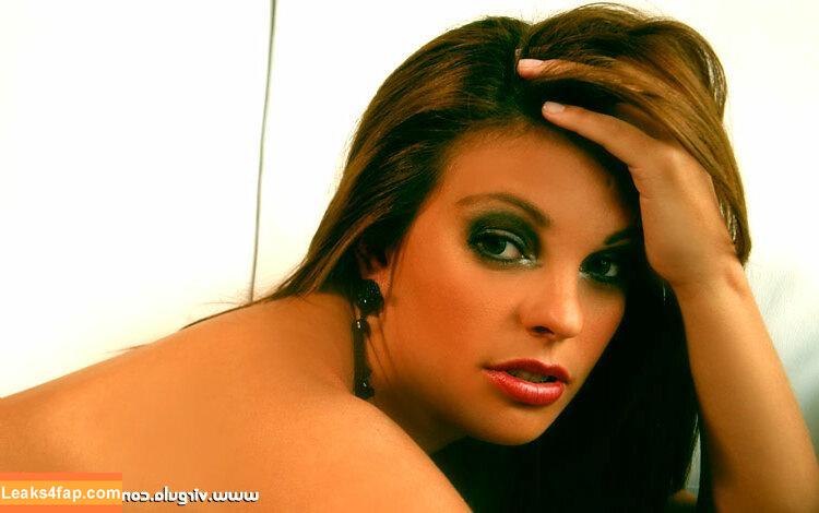 Virgula Girl /  слитое фото фото #6365